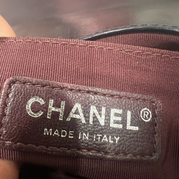 ❌Reserved❌Chanel Limited Edition Chain Meduim Boy Bag - Picture 10 of 12